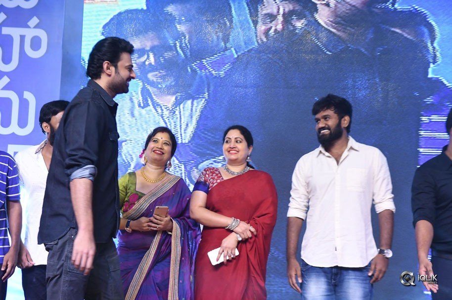 Mahanubhavudu-Movie-Pre-Release-Function
